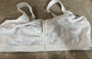 VINTAGE PLAYTEX SECOND SKIN BRA! 44DD. FRONT HOOK ! - Picture 1 of 5