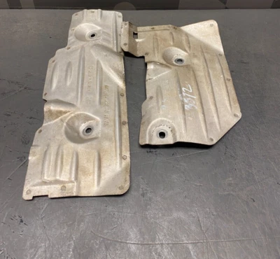 Porsche 911 Turbo 997 2007 OEM turbocompresor escudos térmicos par Foto 1 de 4