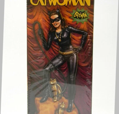 MOEBIUS CLASSIC TV SERIES CATWOMAN PLASTIC MODEL KIT 1:8 SCALE sk 3 MOE952 NEW - Image 1 of 2