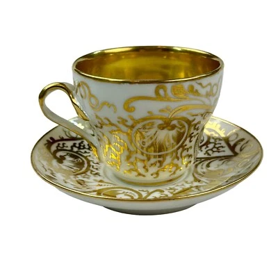 Антикварная французская старая парижская фарфоровая чашка и блюдце с золотой позолоченной отделкой - Изображение 1 из 4