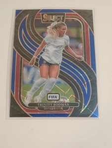 Tarjeta Mezzanine Trinity Rodman 2024-25 Select FIFA Fútbol Azul Lazer Prizm #195  - Imagen 1 de 2