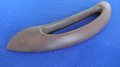GM Chevy Astro GMC Safari Van BURGUNDY Dash Panel Assist Grab Handle 1996-05 - Image 1 of 4