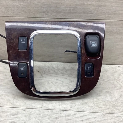 Borde bisel de palanca de cambios consola central Suzuki XL-7 2003-2006 Foto 1 de 3