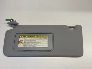 06-11 Honda Civic MK8 Visiera parasole lato passeggero sinistra 83230-SMG-E02ZA - Foto 1 di 23