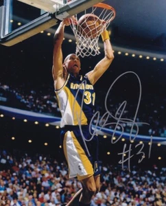 Reggie Miller Signed Autograph 8X10 Photo Indiana Pacers - Picture 1 of 1