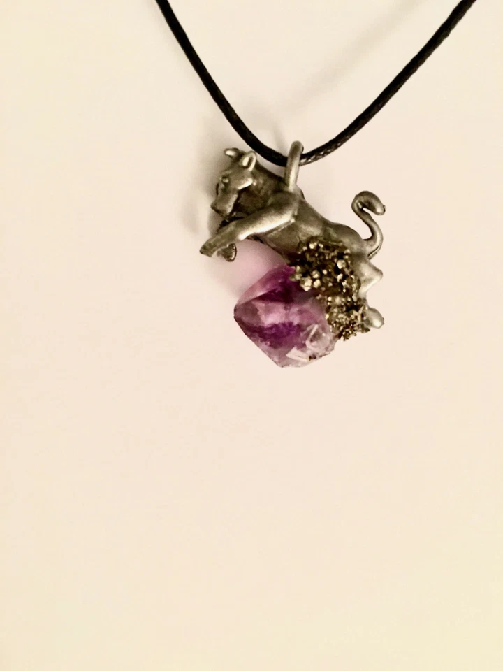 Taurus Mini zodiac pendant pewter amethyst crystal astrolog fashion gemstone - Image 1 of 1