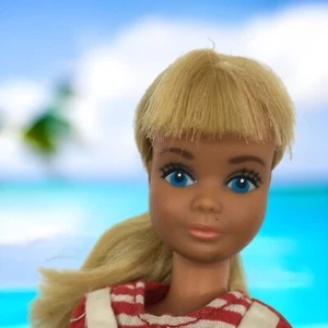 Mattel Vintage Barbie Puppe blonde Haare blaue Augen restaurieren oder zum Teil verwenden Korea - Bild 1 von 24