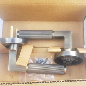 Straight Knurled Solid Brass Privacy Interior Door Handle Set - NO BACKSET - Picture 1 of 2