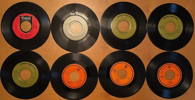 THE ASSOCIATION - LOT OF 8 - WINDY/ ALONG CAME MARY/TRAVELERS GUIDE - 7" RECORDS - Image 1 of 4