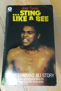 RARE BOXING BOOK - CORONET PAPERBACK 1972 - STING LIKE A BEE by JOSE TORRES - Picture 1 of 3