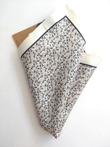 CHARLES TYRWHITT * NEW * CREAM FLORAL SILK MEN'S TOP POCKET SQUARE RRP £19.95 - Picture 1 of 4