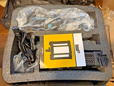 Lowel TOTA LED XL Daylight Flood Light - Image 1 of 4