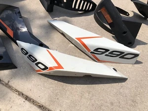 KTM 990 SMR Rear Side Fairing Set (White) - Picture 1 of 2