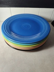 Lotto di 6 piatti vintage Fiestaware 10,5" Homer Laughlin HLC USA Fiesta - Foto 1 di 4