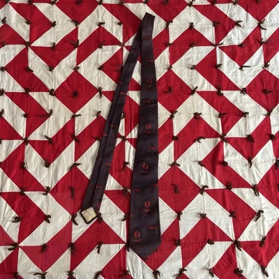 Corbatas cardinales vintage años 50 motivo gallo para hombre como se usa Rockabilly Foto 1 de 4