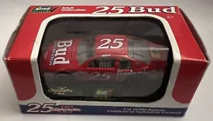 Ken Schrader #25 Budweiser 1996 Monte Carlo Revell Collection 1:64 Scale - Picture 1 of 2