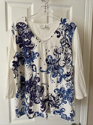 Chicos Weekends Gorgeous Blue White Design Top Sz  3 3/4 Sleeve Pullover Top - Image 1 of 3