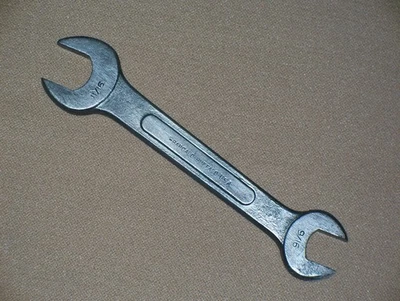 #25 De Colección Segunda Guerra Mundial Willys MB Ford GP GPW Jeep CCKW DUKW Barcalo 27C Kit de Herramientas Llave Foto 1 de 4