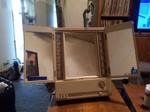 Vintage Clairol True to Light make up mirror LM-8 portable cosmetic 3 way 2 side - Picture 1 of 5