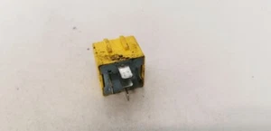 Dacia Duster 2012 Relay module 20241044, Genuine #1059040-40 - Bild 1 von 3