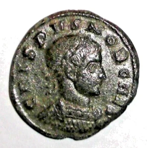 Ancient Coin Roman Empire Year 27 BC-476 AD. Bronze Vows within Wreath - Picture 1 of 2
