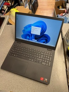 Dell Inspiron 15-3505 15.6"  - AMD Ryzen 7 3700U, 8GB RAM,  512GB SSD - Picture 1 of 10