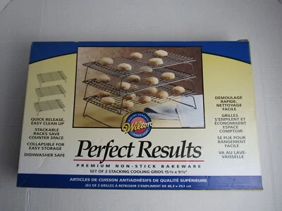 WILTON Perfect Results Juego de 3 Rejillas de Enfriamiento Apilables 15 7/8" x 9 7/8" Foto 1 de 2