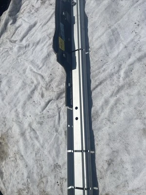 BMW X5 E70 2007 2008 2009 2010 2011 2012 2013 - MALETERO IZQUIERDO CARGA AMARRE RIEL Foto 1 de 4