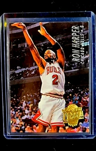 1994-95 Fleer Ultra #218 Ron Harper Chicago Bulls Basketball Card - Picture 1 of 10