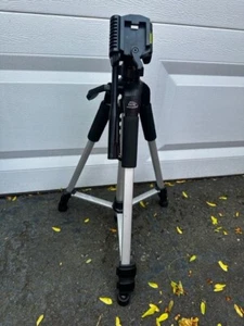 DIDITAL CONCEPTS Camera Tripod Lightweight - Picture 1 of 6