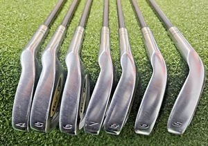 Razor Play The Edge Tour 2000 Iron Set 4-9 + SW / RH / Stiff Graphite / jd6108 - Picture 1 of 13