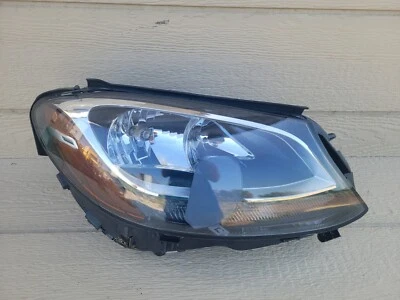 15 16 17 18 2015-2018 Mercedes-Benz C-Class HALOGEN Headlight Aftermarket C51 - Imagem 1 de 4