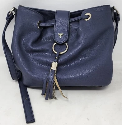 Guess Bolso de Cuero Azul Oscuro Bolso de Mano Cubo Borla Cartera Cartera Bolso de Hombro Mediano Foto 1 de 4