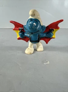 Smurfs 20036 Hang Glider Smurf Vintage 1970s Flying Gliding Smurf PVC Figure Toy - Picture 1 of 4