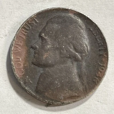 1946 Jefferson Nickel Improperly Annealed Placard Error 200200 - Image 1 of 2