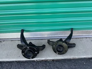 Upright Carrier Assembly Front Left Right Fiat X1/9 1973-78 Scorpion Bearings - Picture 1 of 4