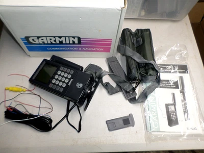 GARMIN GPS-75 COMMUNICATION /NAVIGATION,HANDHELD ORIG. BOX  SEE PICS PREOWNED - Image 1 of 4