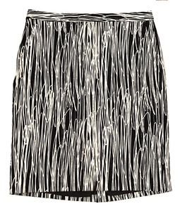 Worthington Black & White Abstract Pattern Pencil Skirt Womens Size 6 lined - Picture 1 of 4