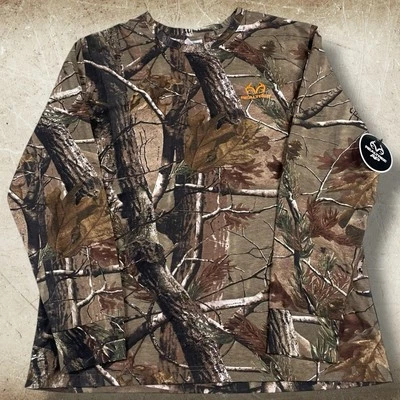 NWT Men’s Realtree AP Camo Crewneck Long Sleeve Hunting Shirt Size XL Outdoors - Image 1 of 4