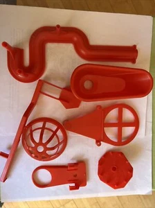 Milton Bradley Mouse Trap 1999 Board Game Red Replacement red parts (7) pieces - Picture 1 of 10