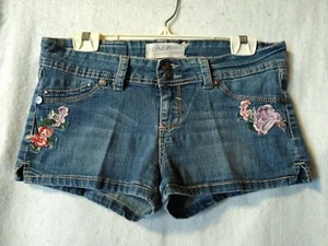Nissi Jeans Damen L Stretch Denim kurze Shorts Hot Pants Blumenstickerei gebraucht, in einwandfreiem Zustand - Bild 1 von 7