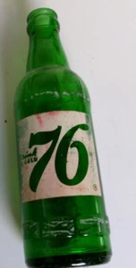 76 Soda Vintage Green Glass Bottle 1953 - Imagen 1 de 3