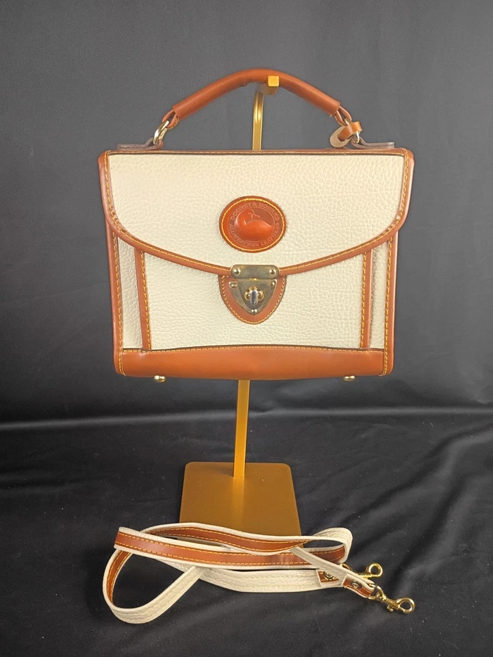 Bolsa satchel tiracolo vintage Dooney & Bourke rara couro para todas as condições climáticas  - Imagem 1 de 4