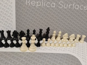 Plastic Chess Set 2.5" King NEW - Picture 1 of 9
