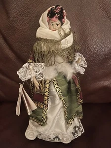 MUÑECA ATUENDO GRIEGO ELEN CASTELORIZO PORCELANA MUY RARA Y PINTADA A MANO 7 1/2" - Imagen 1 de 6