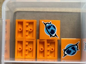 LEGO Parts - Orange Slope, Curved 2 x 2 x 2/3 Arctic Explorer - No 15068 - QTY 5 - Picture 1 of 1