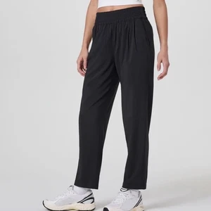 Vuori Villa Ankle Damenhose - Schwarz, Größe S - Bild 1 von 13