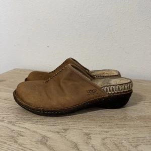 Zapatos sin cordones UGG Australia 5135 Kohala Mule marrón para mujer talla 9 EE. UU. 40 UE - Imagen 1 de 14
