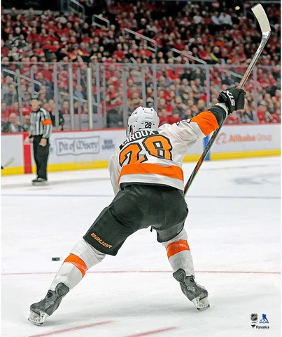 Claude Giroux Philadelphia Flyers Unsigned White Jersey Shooting Photograph Cover