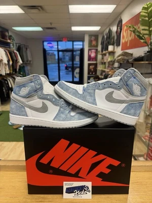 Talla 8.5 - Air Jordan 1 Retro Alto OG “Hyper Royal” 555088-402 (SE ENVÍA LO ANTES POSIBLE) Foto 1 de 4